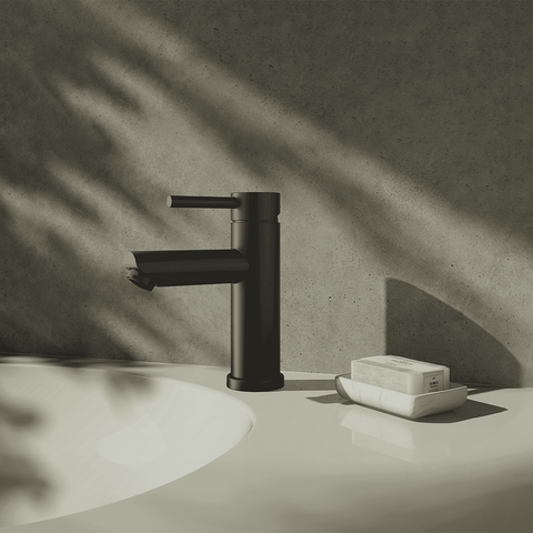 Amelie Essentiel Basin Mixer Round Pin Matte Black BDO18100MB